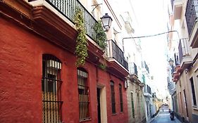 De Cadiz Cadi Hostel Exterior photo